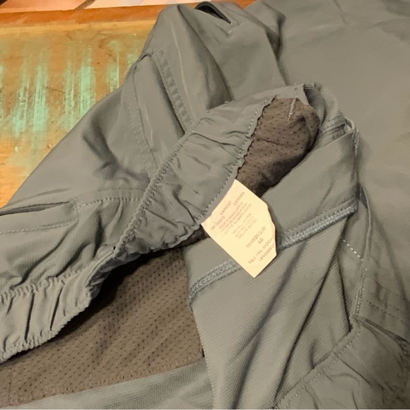 Wrangler Dark Gray Utility Shorts - Picture 2 of 4